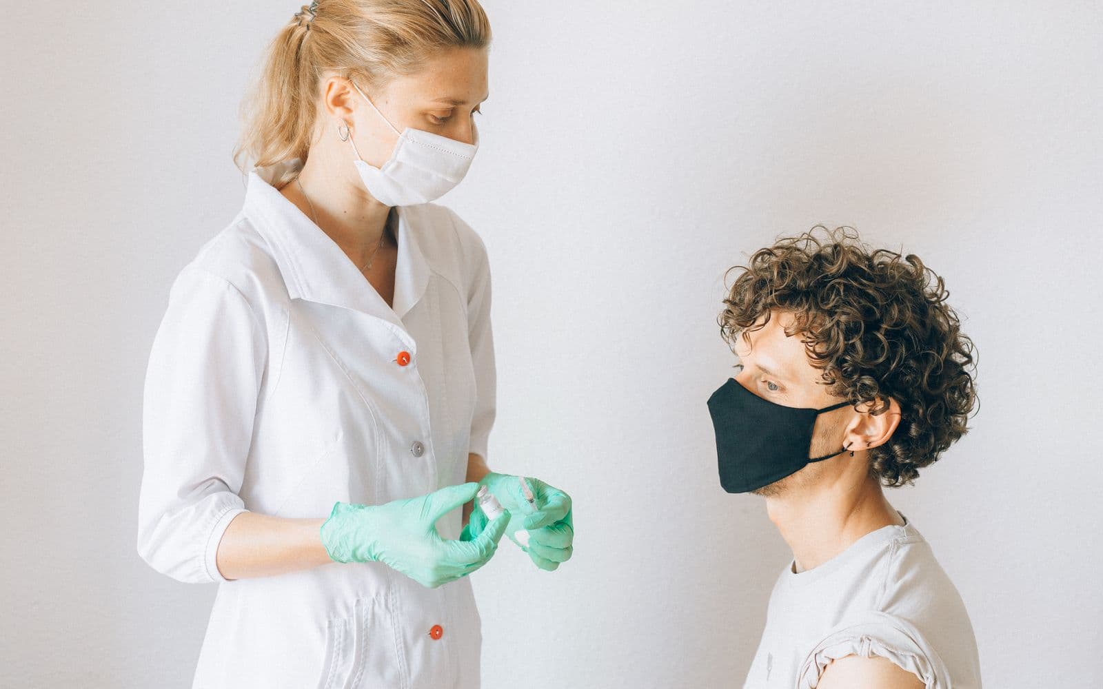 Canada's Childhood Vaccination Schedule: A Parent's Complete Guide
