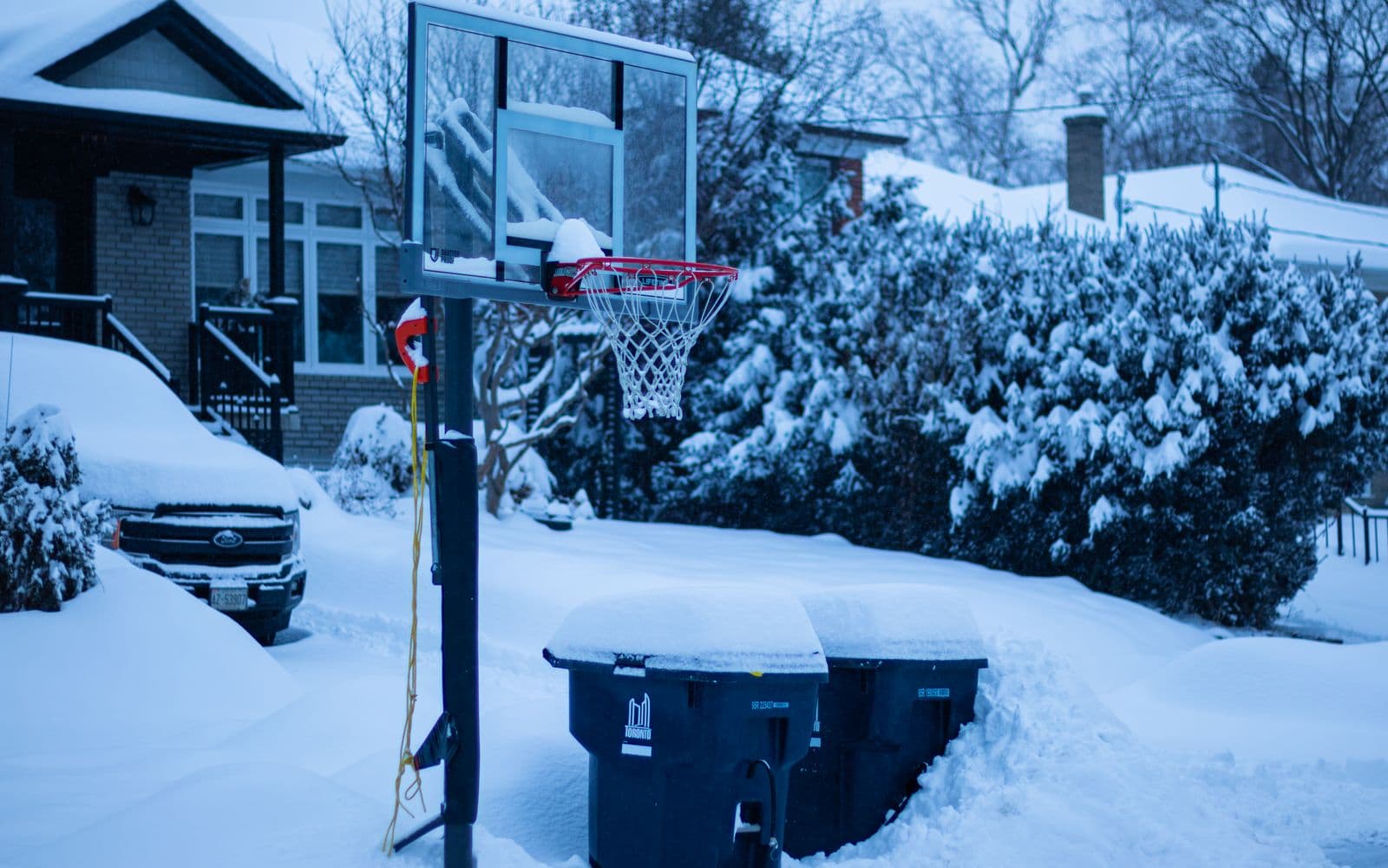 Understanding the Canadian Housing Market: Prices, Regions, and Reality Checks