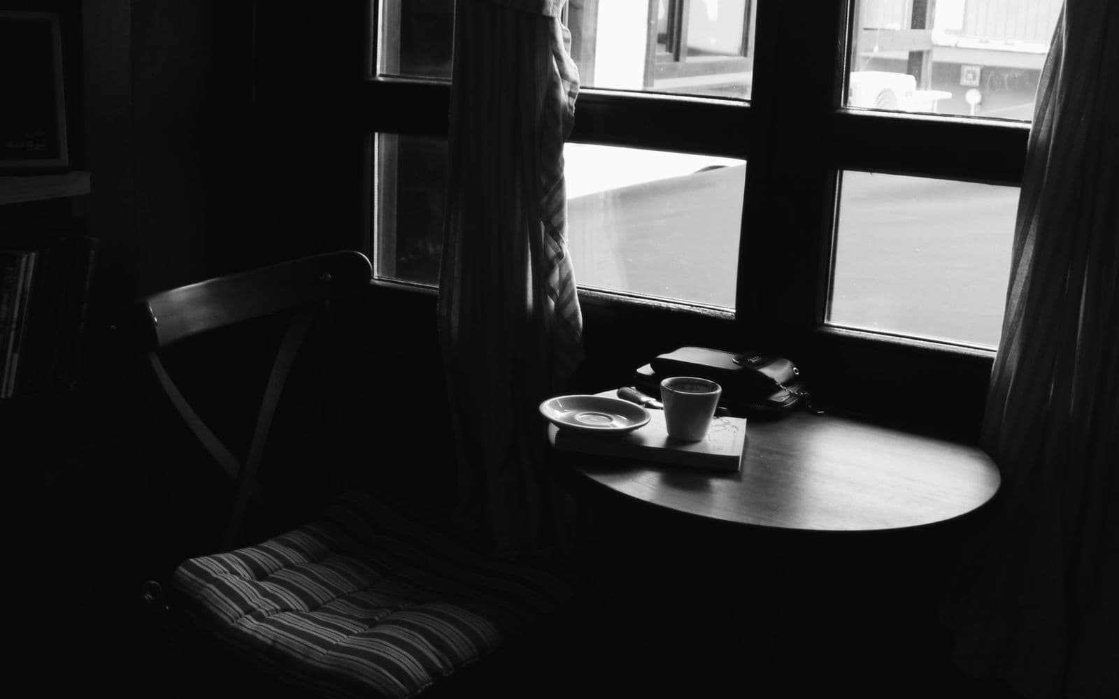 How to Grieve: The Field Guide No One Gives You