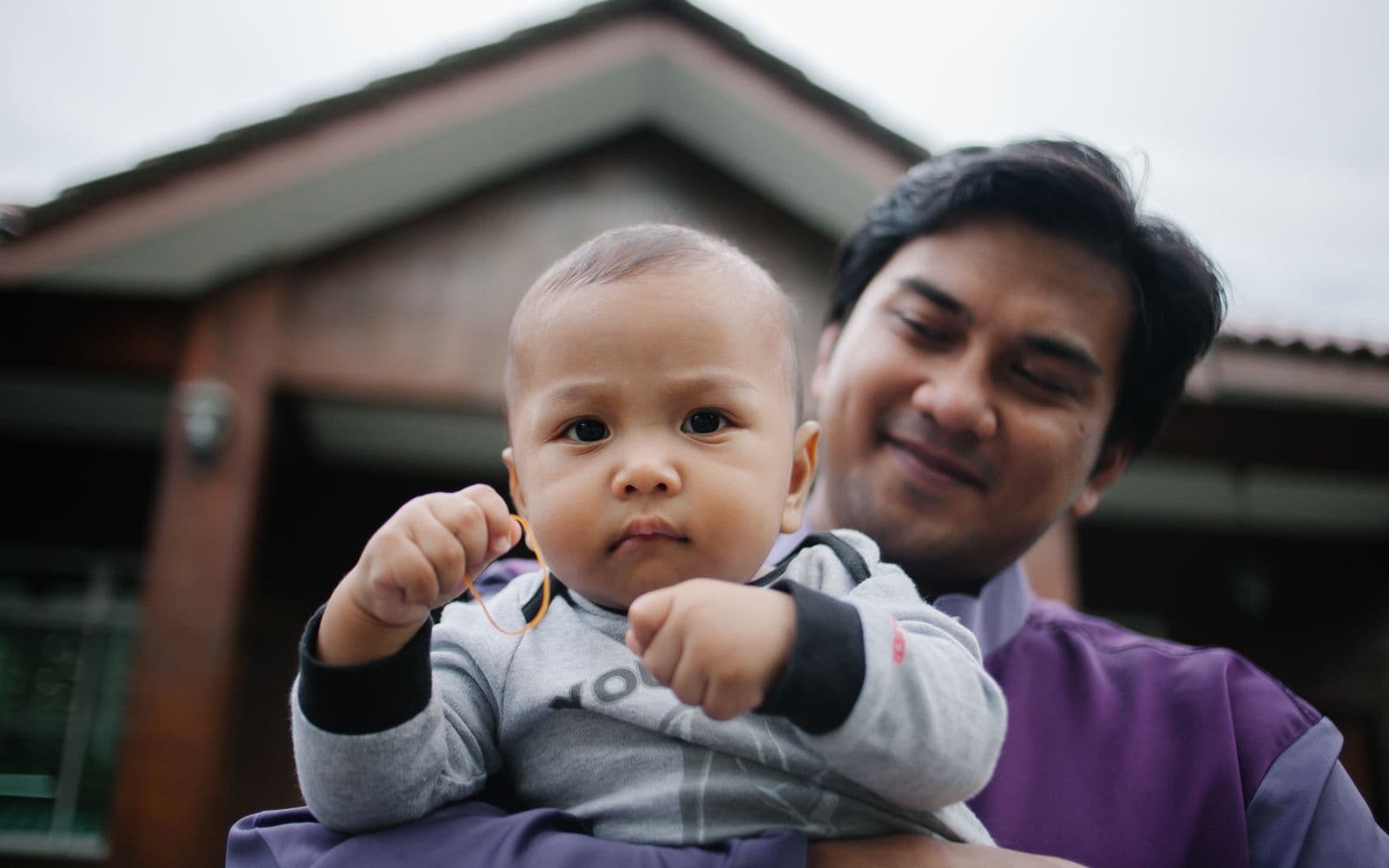 Caring for Your Newborn in Canada: Health Basics, When to Worry, and First Appointments