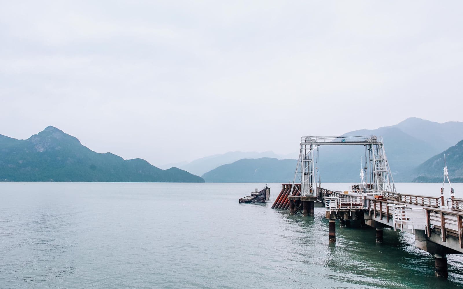 The Ferry Mistake Tourists Make (and How to Reach the Island Right)