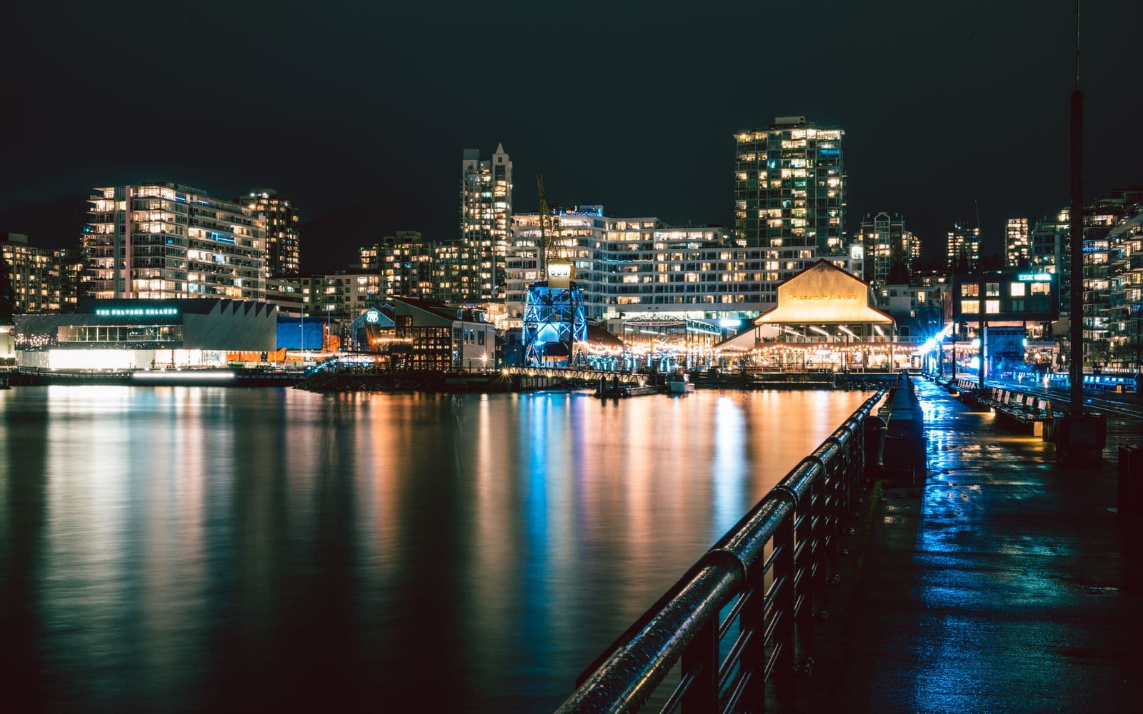 Victoria's Inner Harbour: Overrated or Essential?