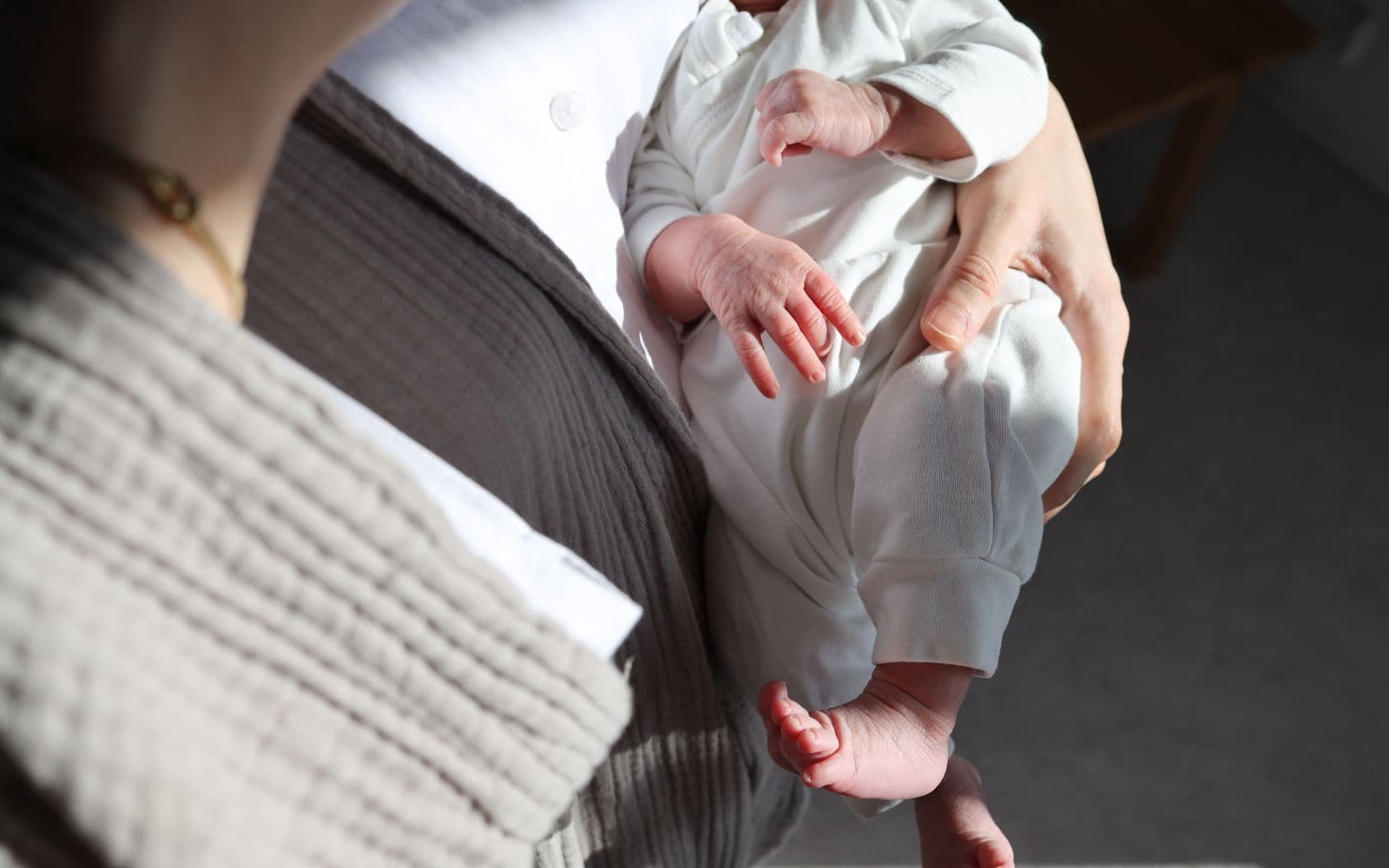 Your Baby's First 30 Days in Canada: Paperwork and Action Checklist